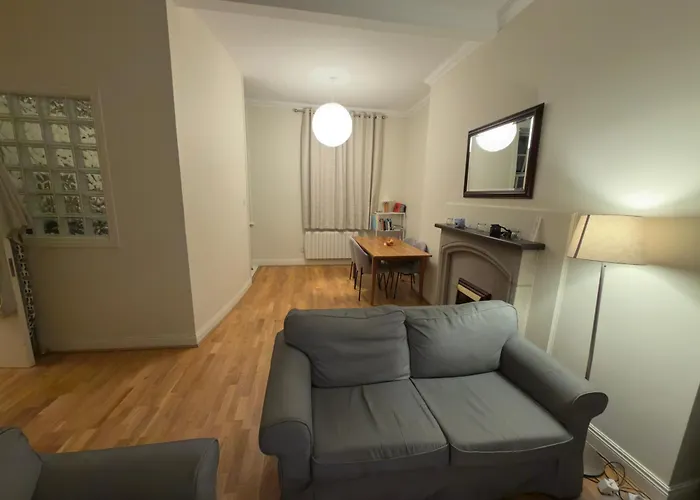 Cozy In Ballsbridge - Near Grand Canal &aviva * Dublino